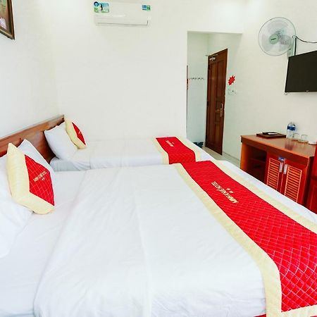 Minh Khue Hotel กวีเญิน ภายนอก รูปภาพ